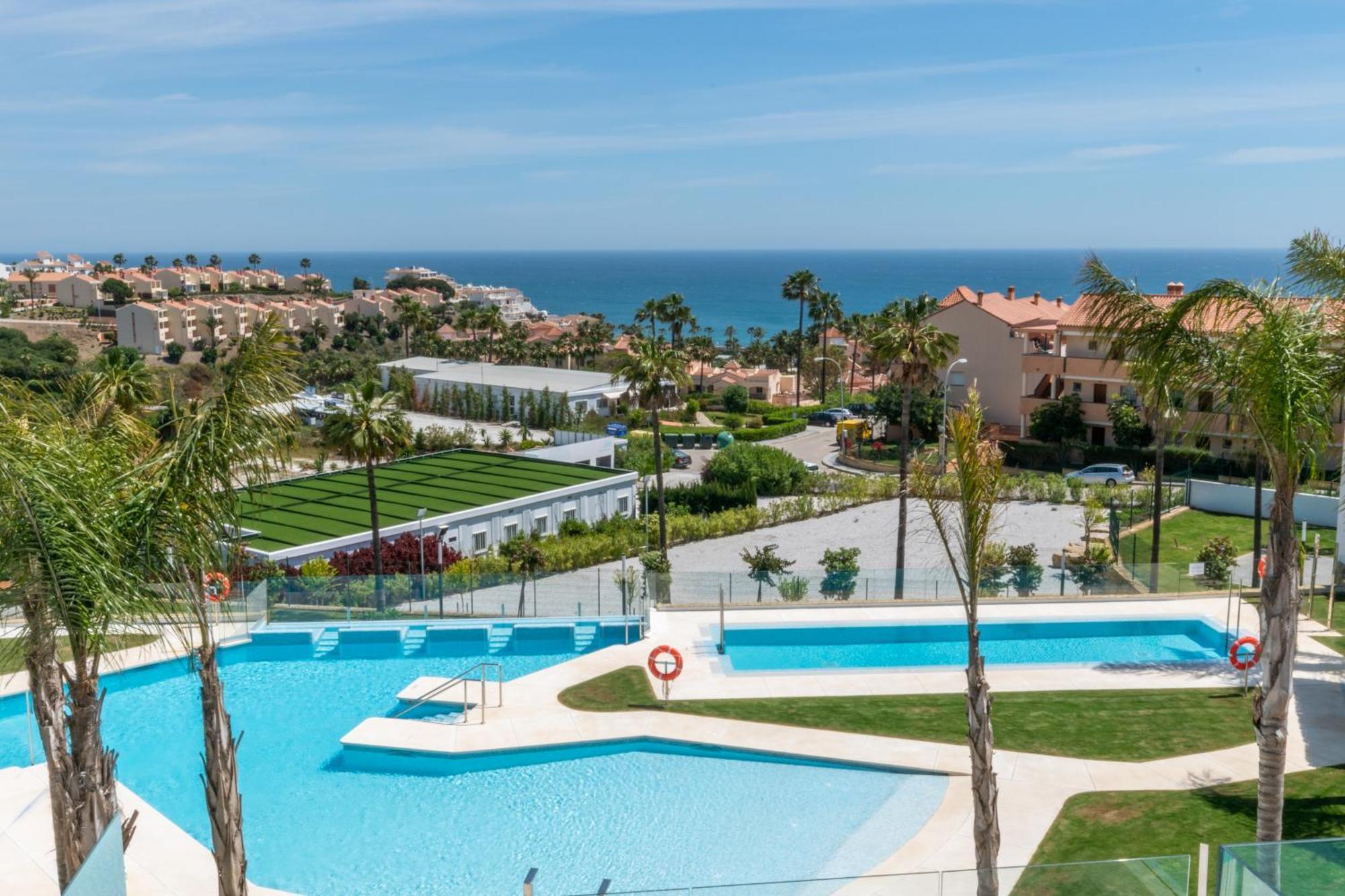 Luxury 2Br Seaviews - Santa Barbara Heights Daire Fuengirola Dış mekan fotoğraf