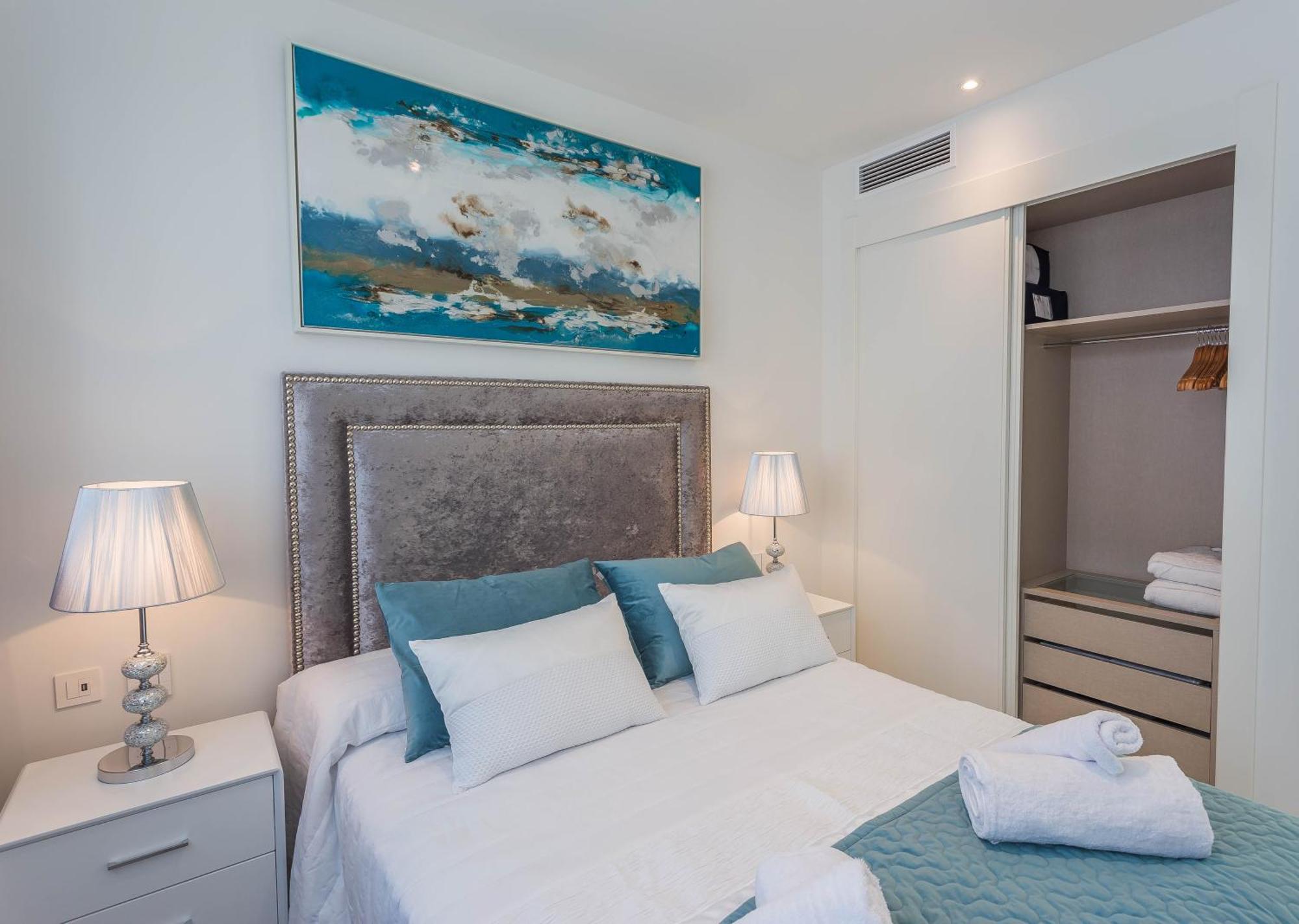 Luxury 2Br Seaviews - Santa Barbara Heights Daire Fuengirola Dış mekan fotoğraf