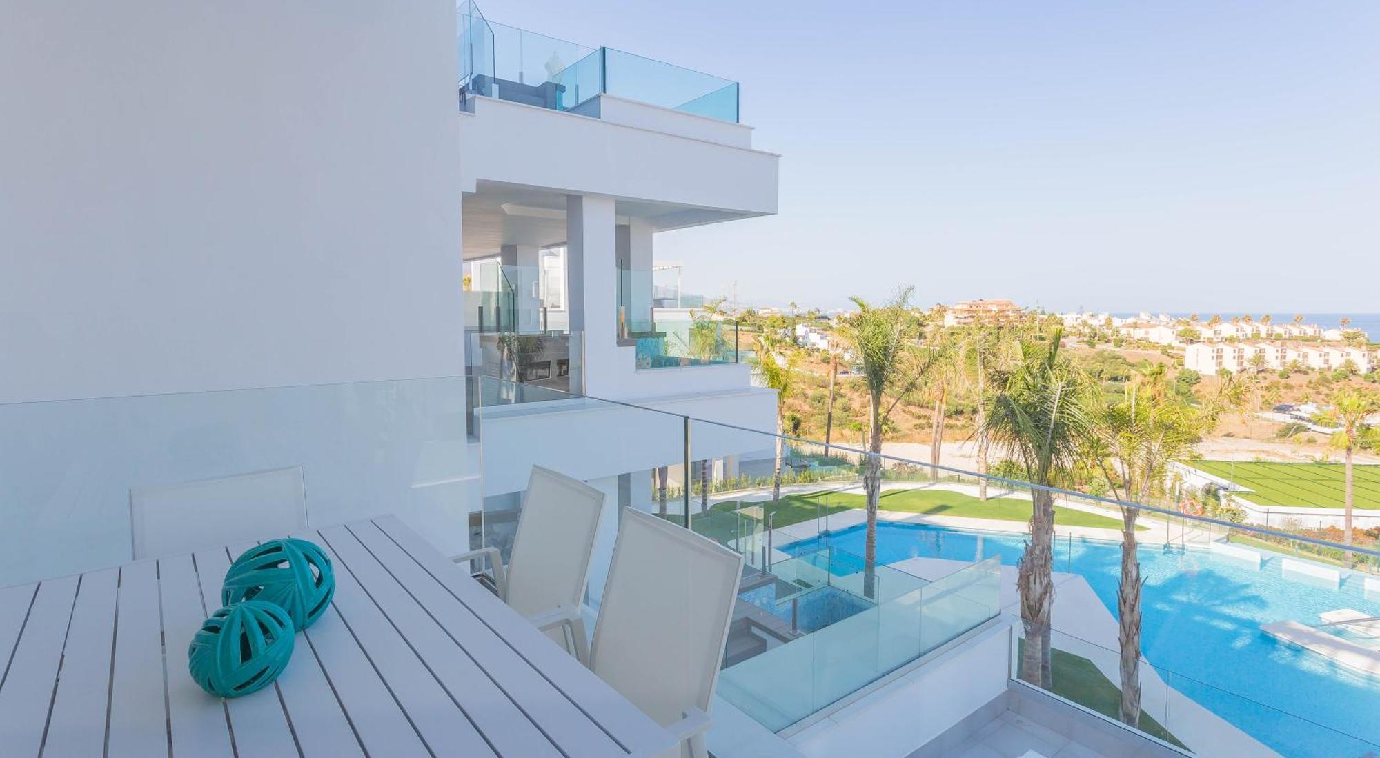 Luxury 2Br Seaviews - Santa Barbara Heights Daire Fuengirola Dış mekan fotoğraf