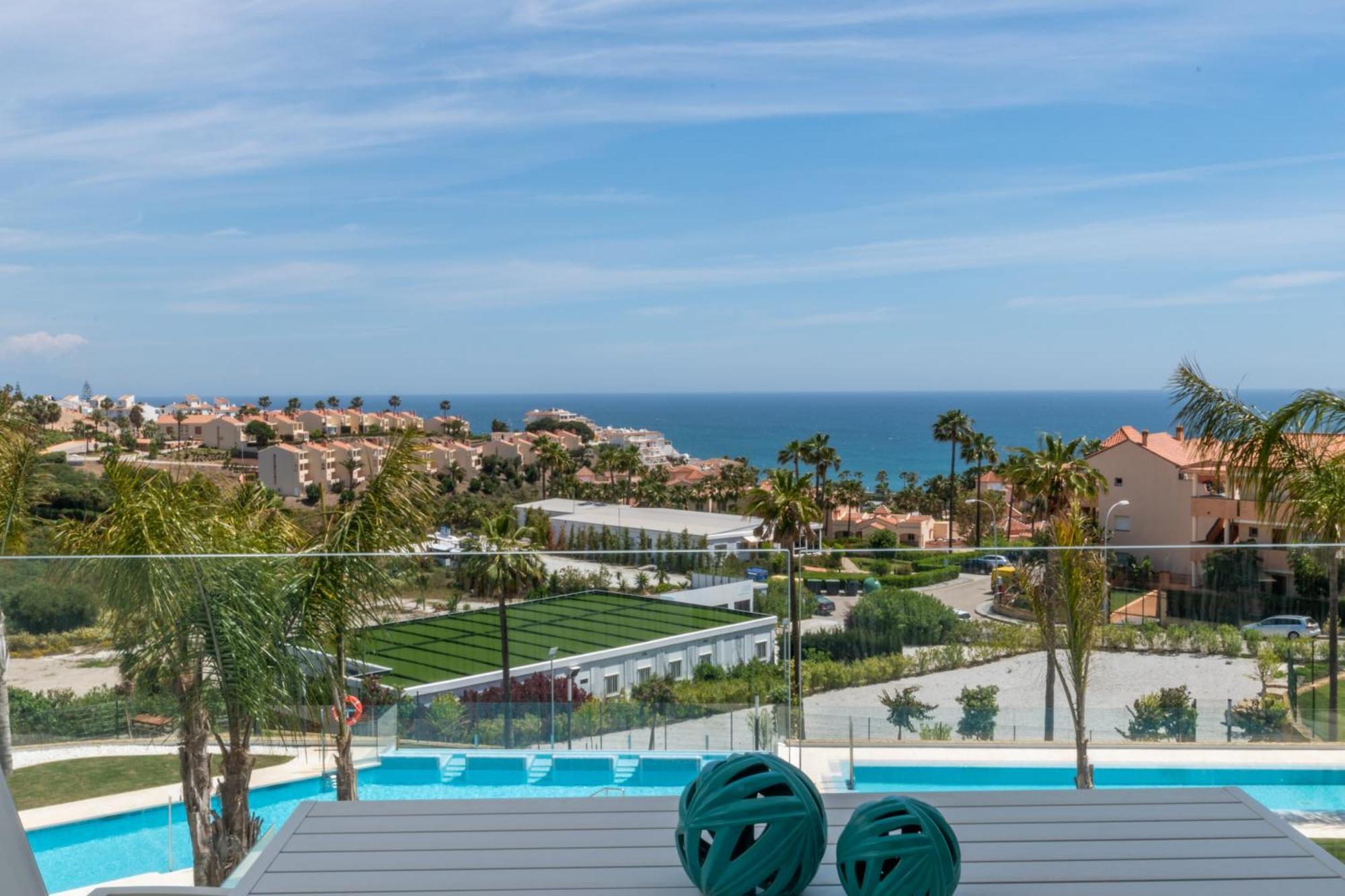 Luxury 2Br Seaviews - Santa Barbara Heights Daire Fuengirola Dış mekan fotoğraf