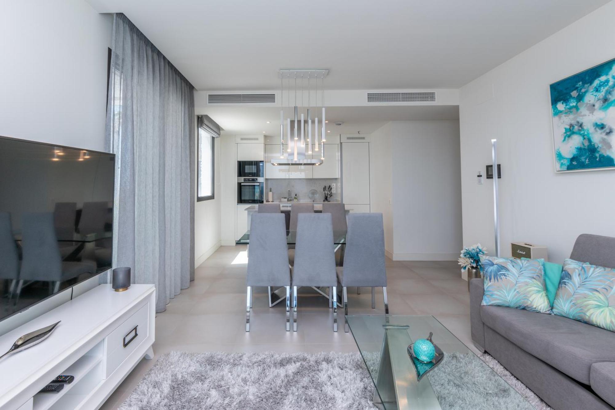 Luxury 2Br Seaviews - Santa Barbara Heights Daire Fuengirola Dış mekan fotoğraf